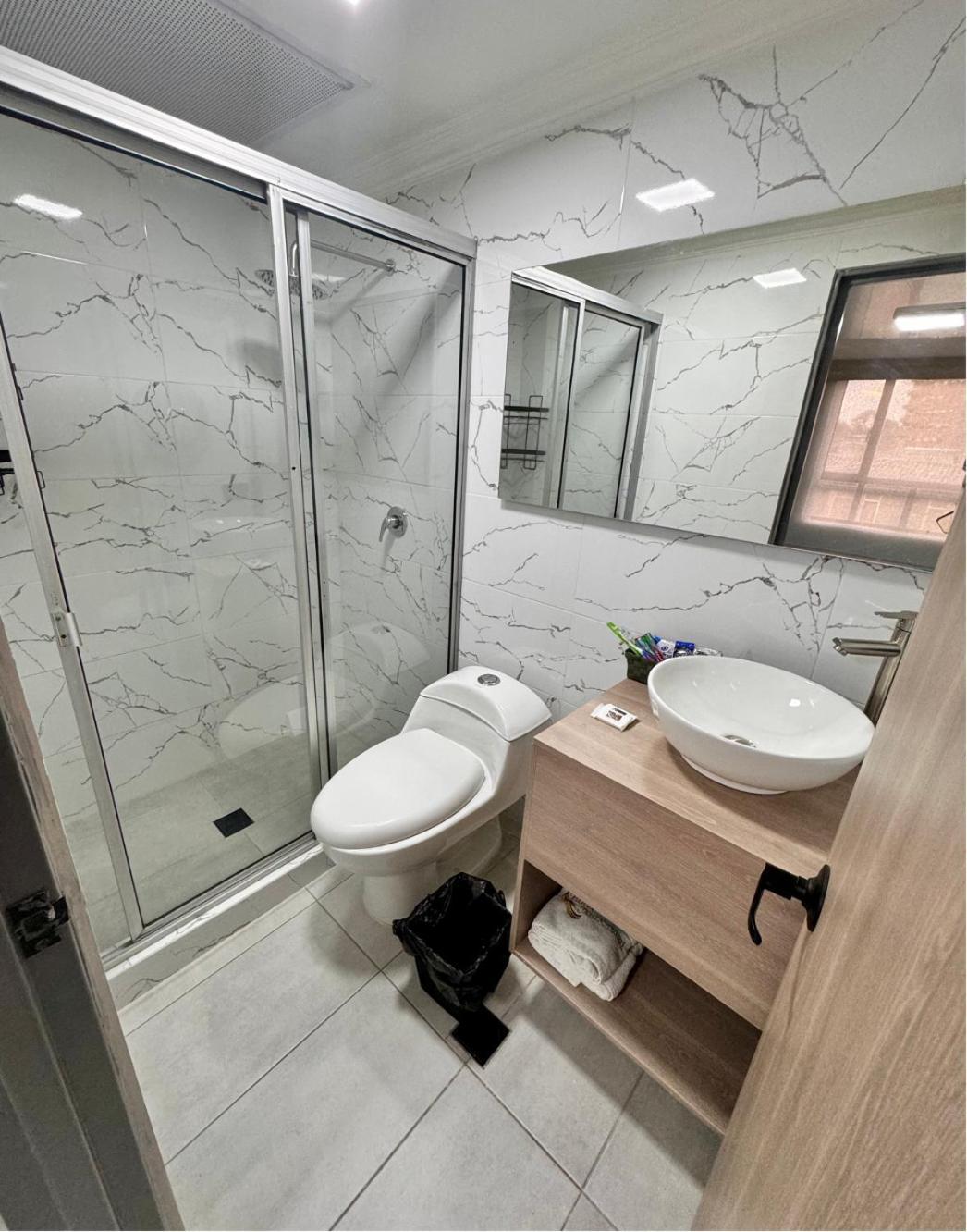 Hotel Fenix Real 보고타 외부 사진